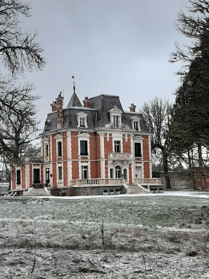 Luxe Gite Met Authentieke Kamers In De Creuse, France Valliere エクステリア 写真